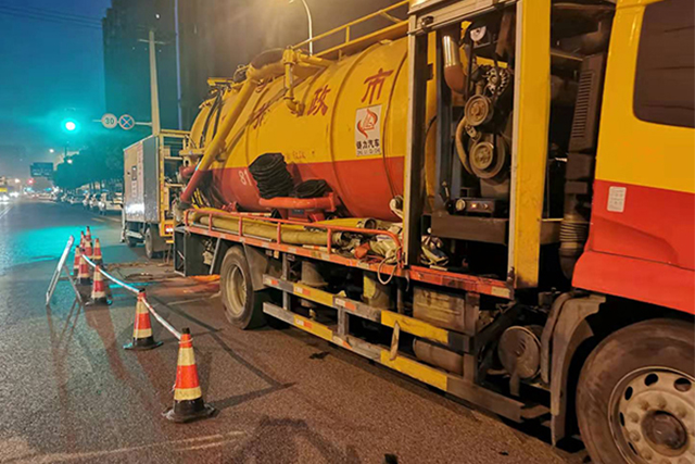 定期進(jìn)行化糞池清理和維護(hù)的重要性